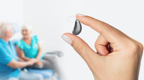 ¿Por qué elegir un audífono mini retroauriculares?